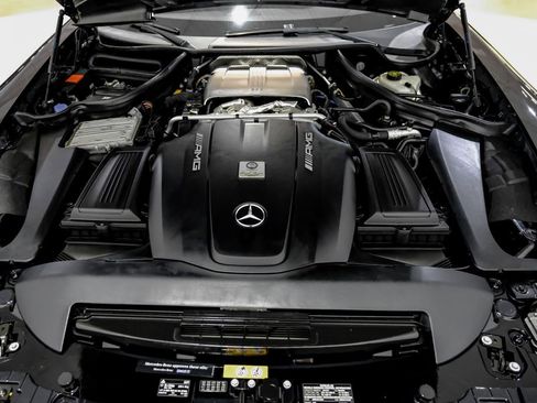 Used 2018 Mercedes-Benz AMG GT C w/ AMG Interior Night Package image 41