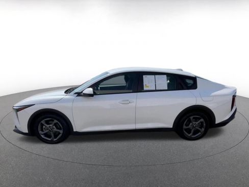 Used 2025 Kia K4 FWD image 10