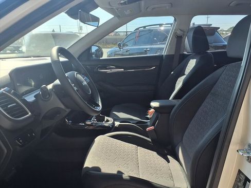 Used 2026 Kia Seltos S image 12