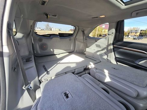 Used 2014 Toyota Highlander Limited Platinum image 47