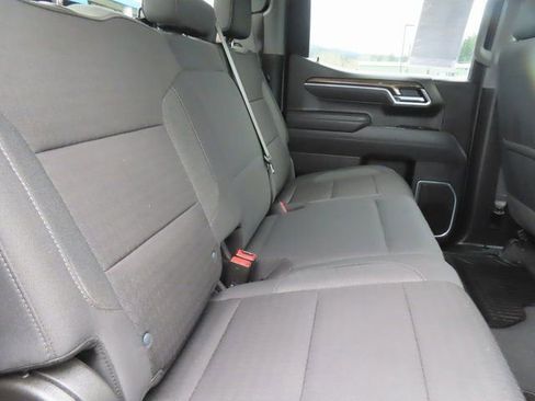 Used 2025 Chevrolet Silverado 1500 LT AWD/4WD image 35