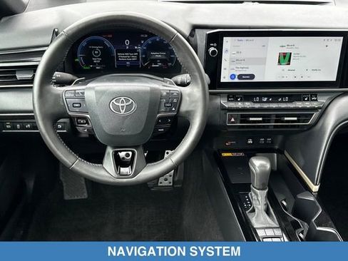 Used 2025 Toyota Camry XSE FWD image 15
