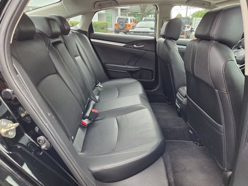 Used 2016 Honda Civic Touring image 16