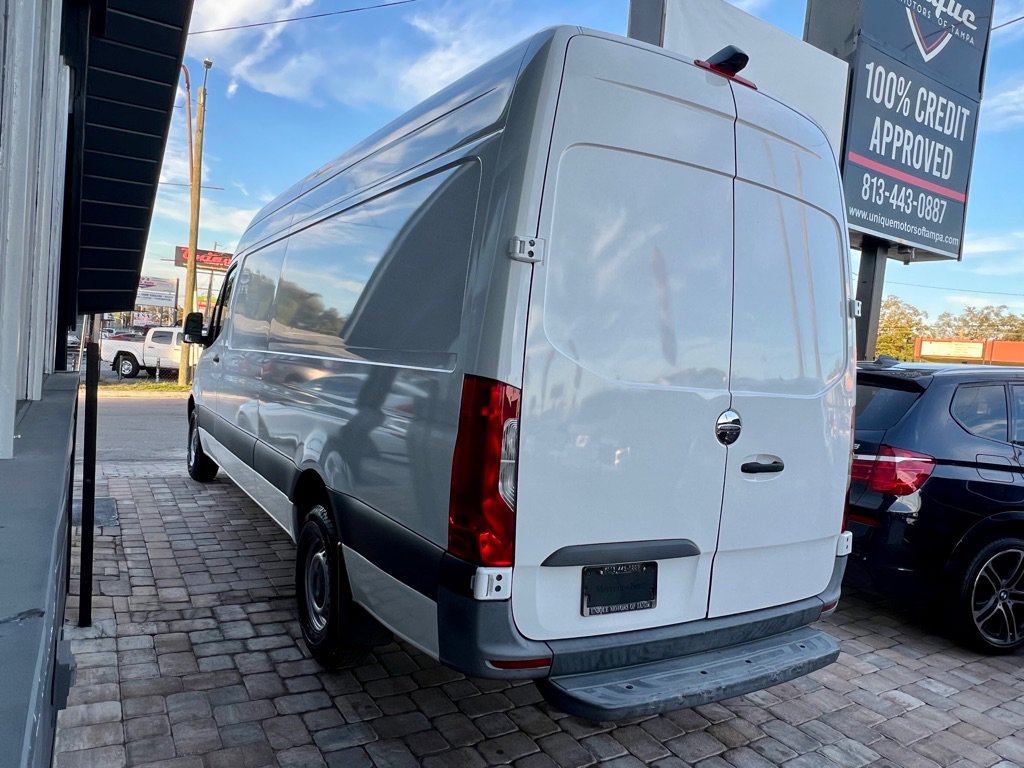 Used 2019 Freightliner Sprinter 2500 RWD image 7