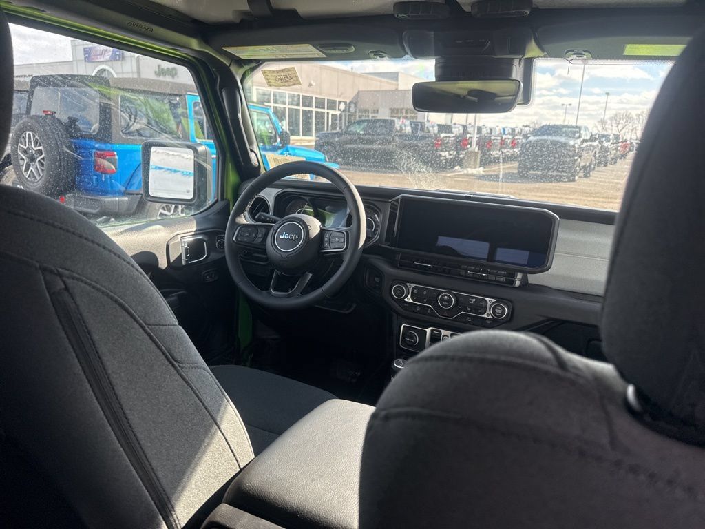 Used 2025 Jeep Gladiator Sport AWD/4WD image 50