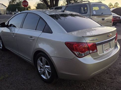 Used 2014 Chevrolet Cruze Diesel FWD image 6