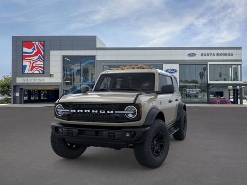 New 2026 Ford Bronco Badlands AWD/4WD image 2