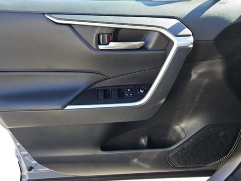 Used 2019 Toyota RAV4 XLE image 16