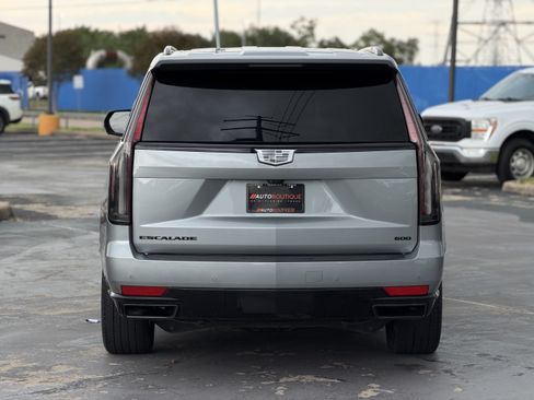Used 2023 Cadillac Escalade Sport Platinum w/ LPO, ONYX Package AWD/4WD image 24