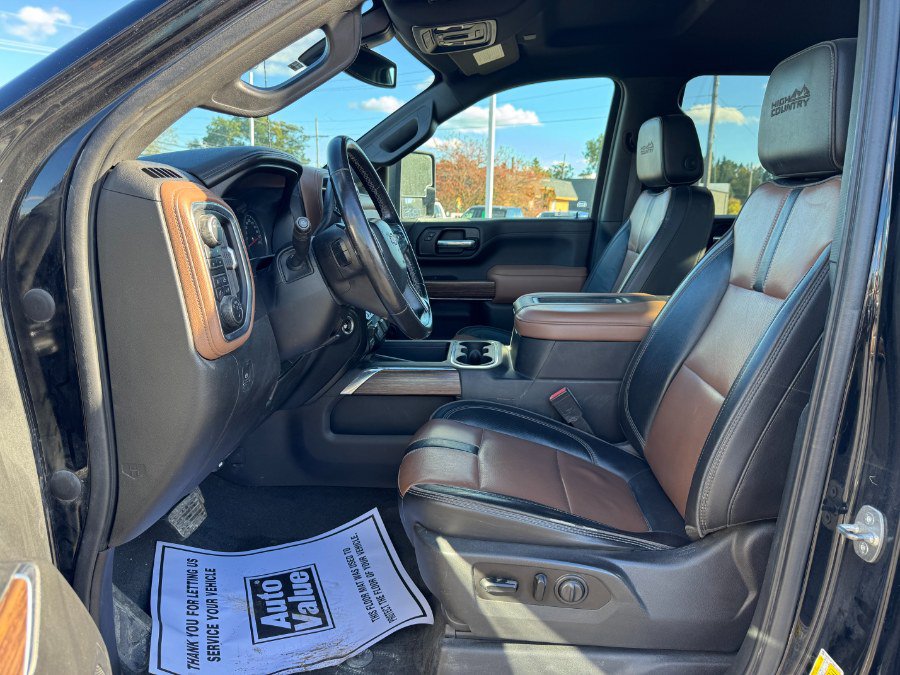 Used 2021 Chevrolet Silverado 3500 High Country w/ Safety Package II AWD/4WD image 15