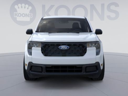 New 2026 Ford Maverick XLT image 8