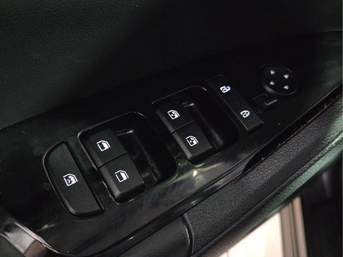 Used 2024 Kia Sportage EX AWD/4WD image 18