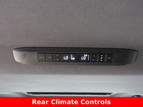 Used 2024 Toyota Sienna XLE Woodland Edition image 32