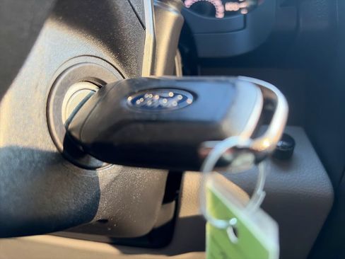 Used 2018 Ford F150 XLT w/ Equipment Group 302A Luxury RWD image 17