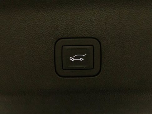 Certified 2025 Chevrolet Tahoe High Country w/ Sun And Tow Package image 37