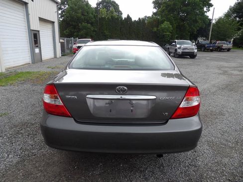 Used 2003 Toyota Camry XLE FWD image 4