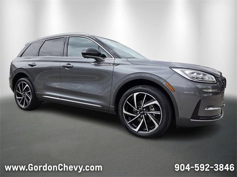 Used 2023 Lincoln Corsair Reserve w/ Equipment Group 201A image 8