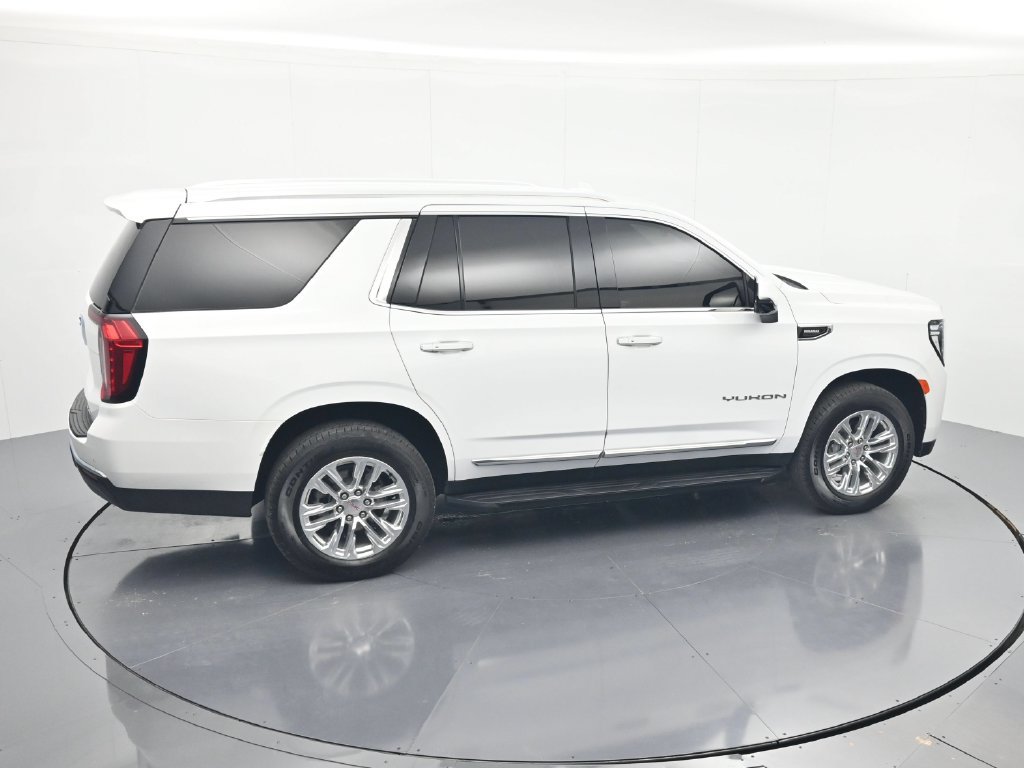 Used 2024 GMC Yukon SLT w/ SLT Luxury Package AWD/4WD image 34