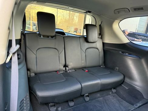Used 2014 INFINITI QX80 4WD w/ Theater Package image 37