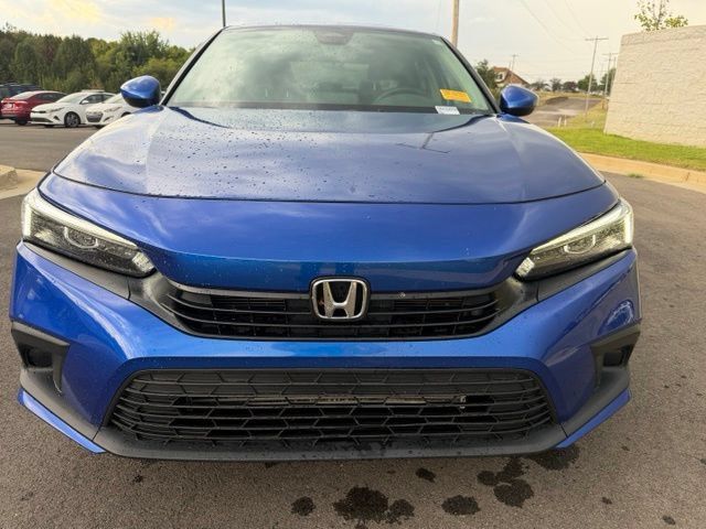 Used 2024 Honda Civic EX image 3