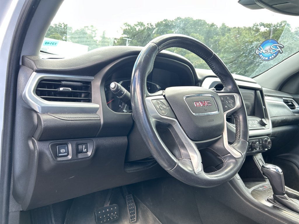 Used 2018 GMC Acadia SLT FWD image 10