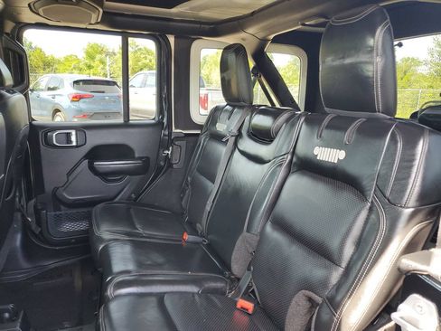 Used 2019 Jeep Wrangler Unlimited Sport AWD/4WD image 24
