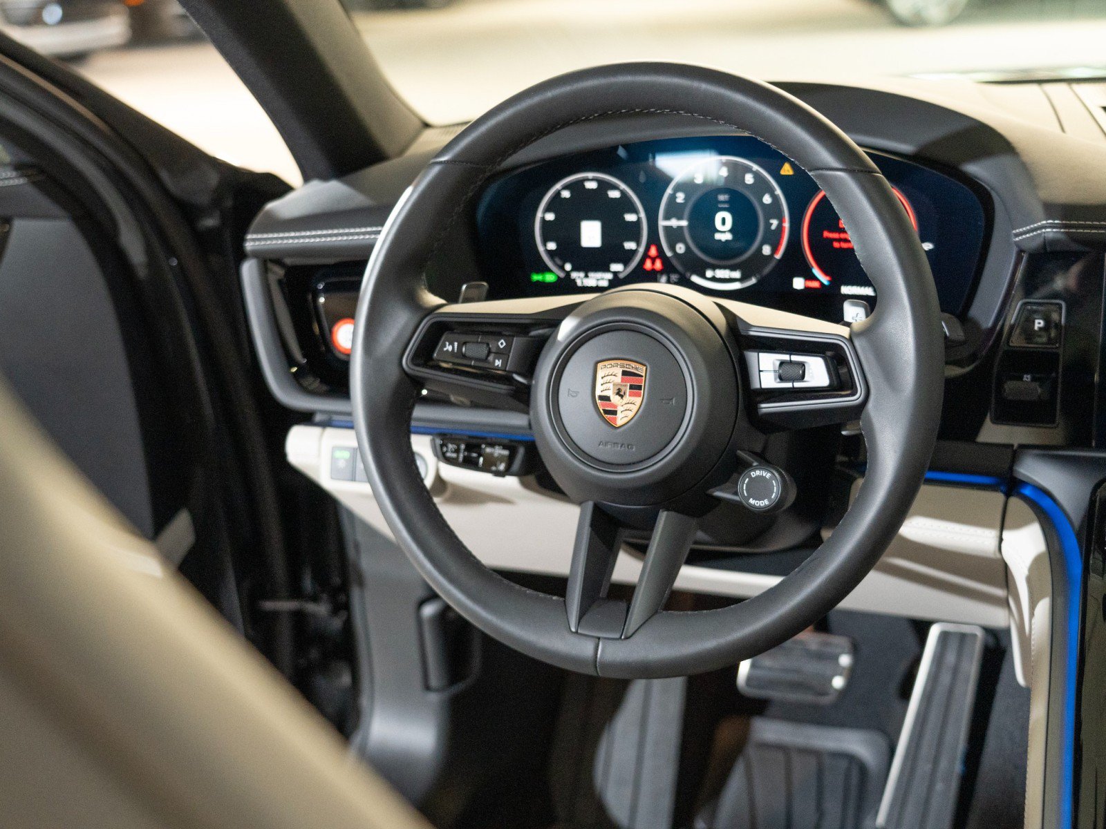 Certified 2026 Porsche Panamera 4 AWD/4WD image 25