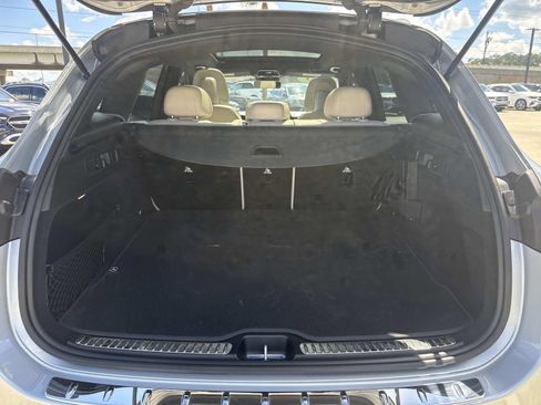 Used 2023 Mercedes-Benz GLC 300 image 10