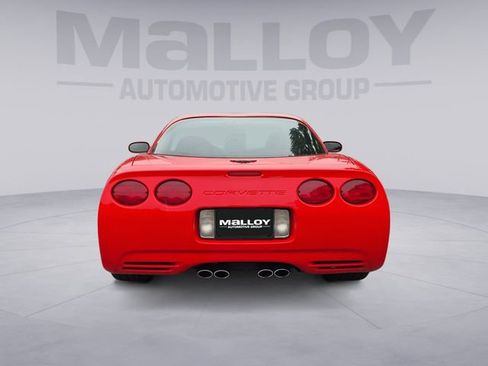Used 2004 Chevrolet Corvette Coupe RWD image 4