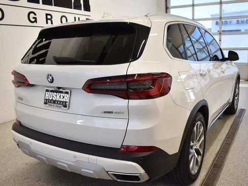Used 2019 BMW X5 xDrive40i w/ Convenience Package AWD/4WD image 4