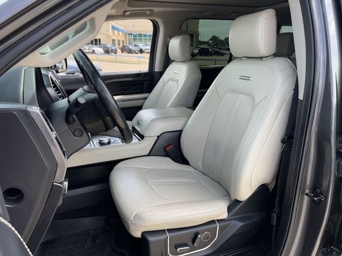 Used 2021 Ford Expedition Platinum AWD/4WD image 28