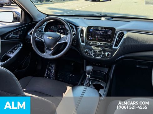 Used 2023 Chevrolet Malibu LT image 14