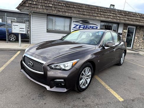 Used 2015 INFINITI Q50 Premium image 3