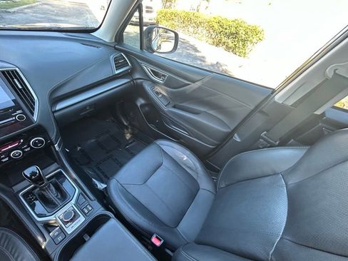 Used 2020 Subaru Forester Limited image 12