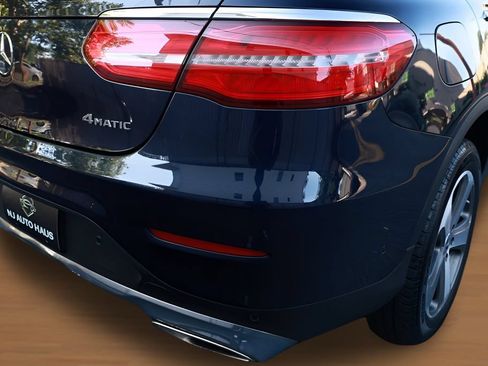 Used 2019 Mercedes-Benz GLC 300 4MATIC Coupe w/ Multimedia Package image 16