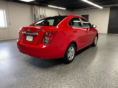 Used 2014 Chevrolet Sonic LT image 5