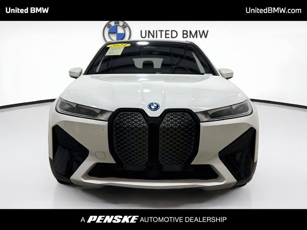 Certified 2024 BMW iX xDrive50 w/ Sport Package AWD/4WD image 2