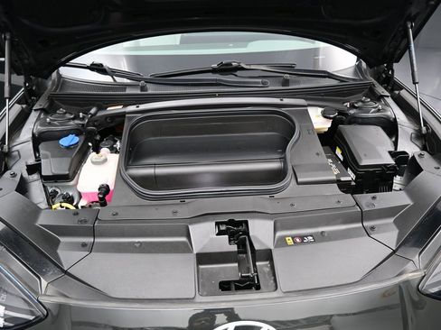 Used 2023 Hyundai Ioniq 6 SEL image 40