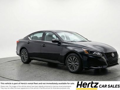 Used 2025 Nissan Altima 2.5 SV