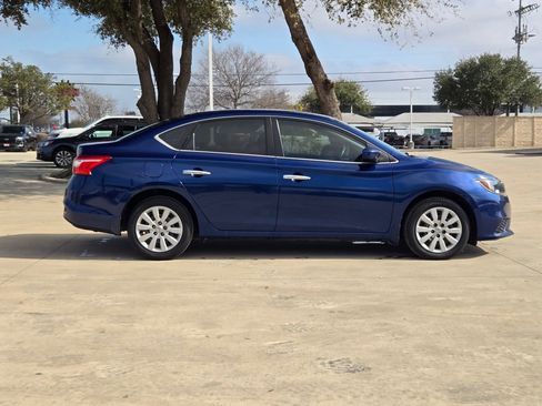 Used 2018 Nissan Sentra S image 2