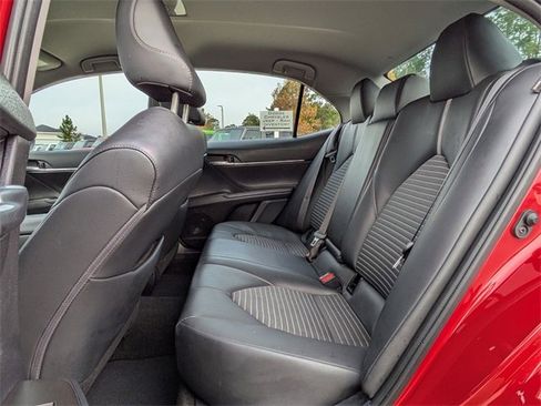 Used 2024 Toyota Camry SE image 13