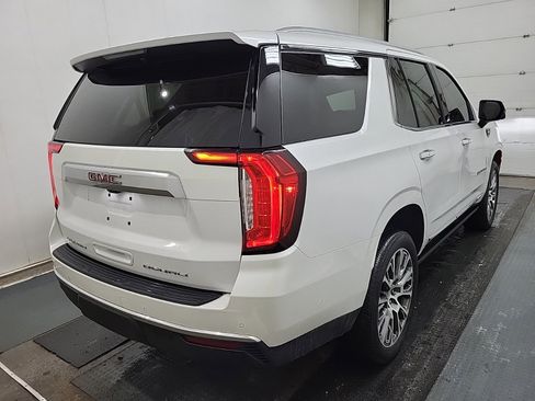 Used 2023 GMC Yukon Denali image 3