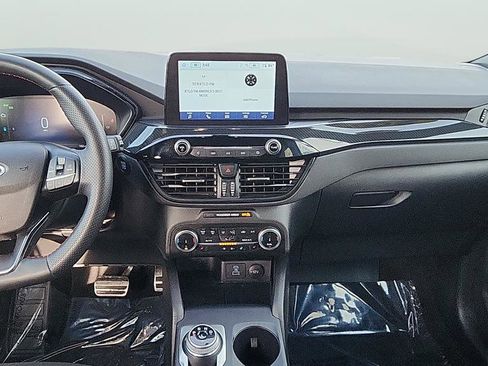 Used 2023 Ford Escape ST-Line Select image 12