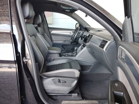 Used 2021 Volkswagen Atlas Cross Sport SEL Premium R-Line AWD/4WD image 12