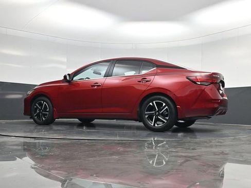 Used 2025 Nissan Sentra SV image 50