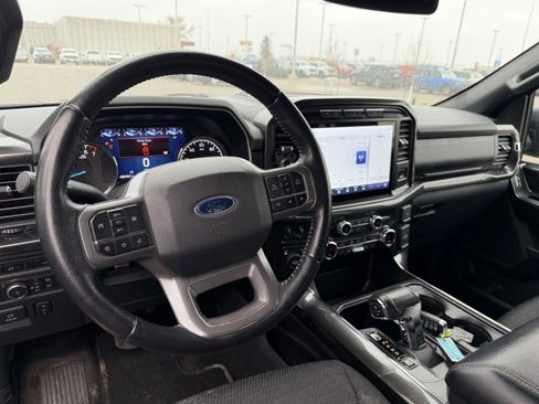 Certified 2021 Ford F150 XLT w/ Equipment Group 302A High image 5