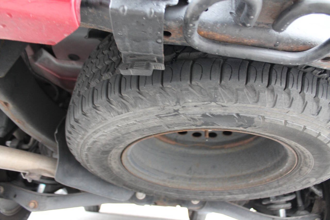 Used 2008 Ford Explorer XLT AWD/4WD image 17