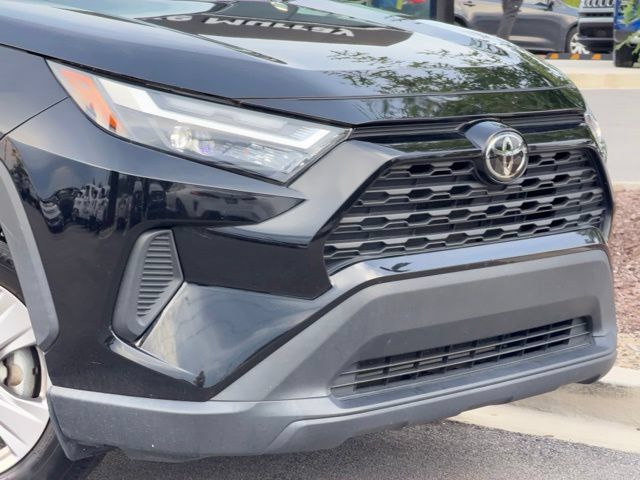 Used 2023 Toyota RAV4 XLE FWD image 3