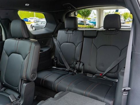 New 2025 Honda Pilot TrailSport image 12