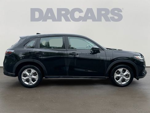 Used 2025 Honda HR-V LX image 8
